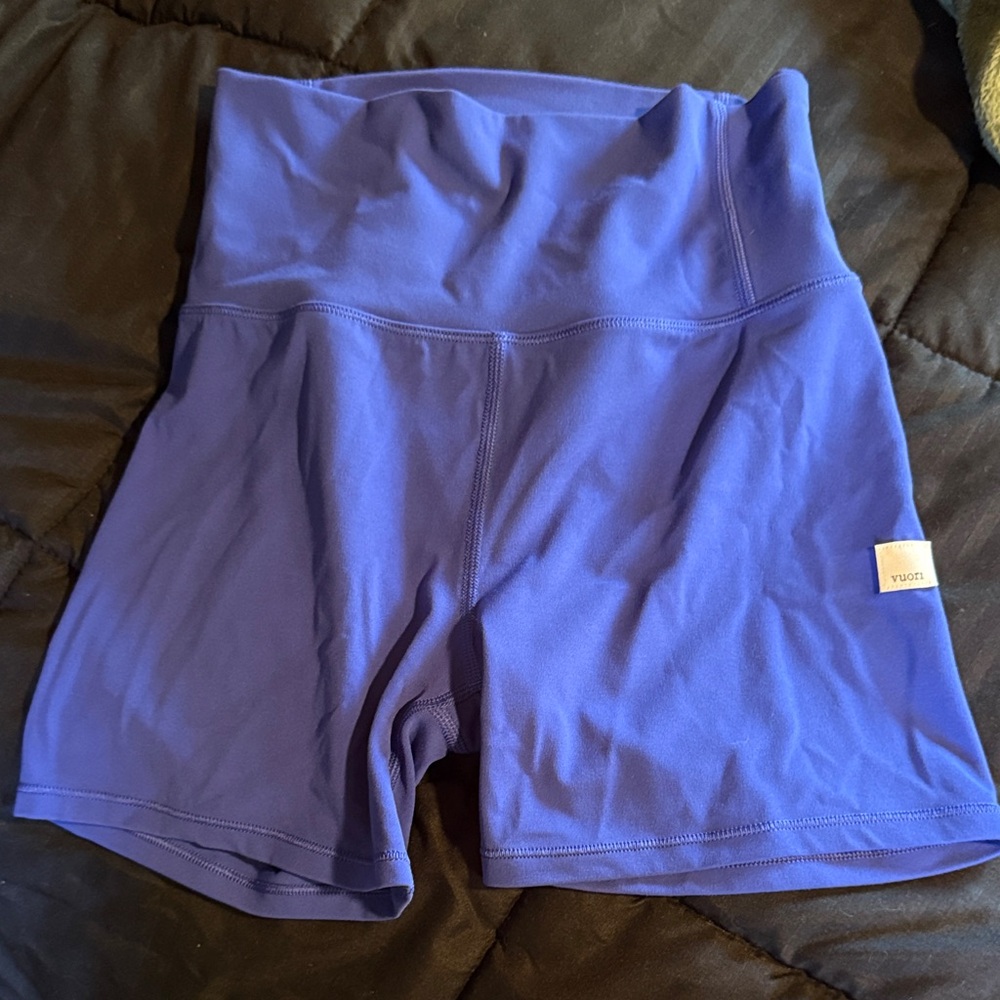 Vuori All the Feels Biker Short